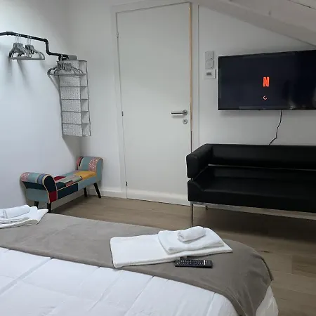 Minimal In Barcelo Relais Вимеркате